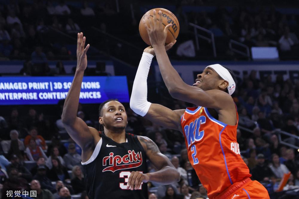 社交媒体持 社交媒体持