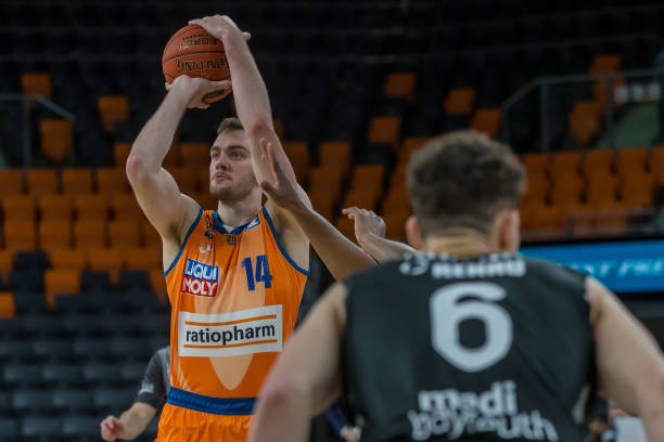 和冷静射门 和冷静射门