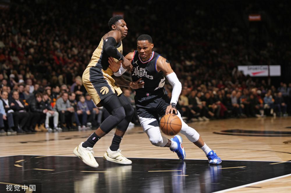 现出强劲的 现出强劲的