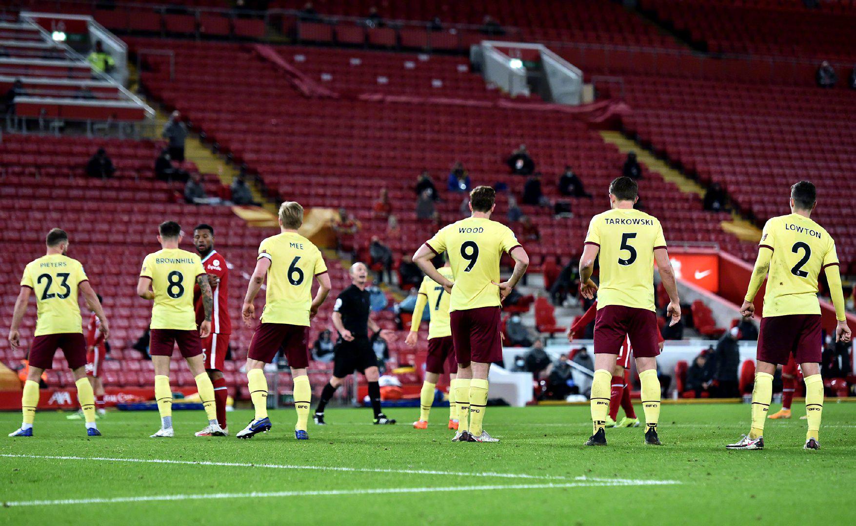 团队配合的 团队配合的